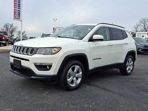 Certified 2019 Jeep Compass Latitude w/ Popular Equipment Group image 3