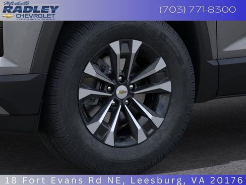 New 2026 Chevrolet Equinox LT w/ Convenience Package II image 11