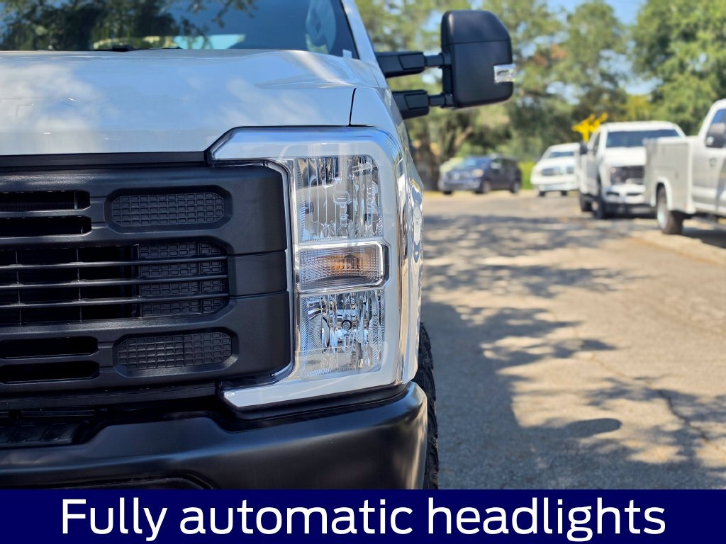 New 2026 Ford F250 XL w/ XL Off-Road Package AWD/4WD image 14
