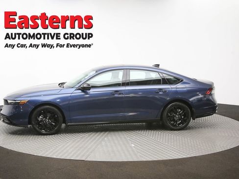 Used 2025 Honda Accord SE image 59