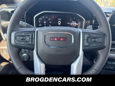 New 2026 GMC Sierra 1500 SLT w/ SLT Premium Plus Package AWD/4WD image 7