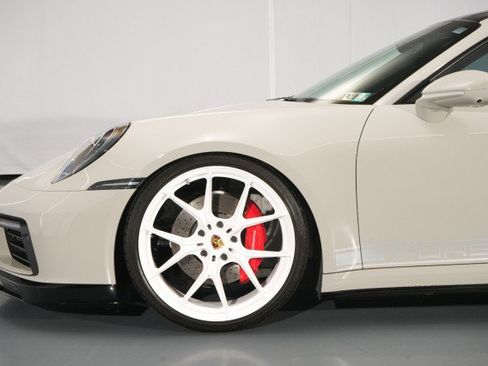 Used 2020 Porsche 911 Carrera 4S AWD/4WD image 4