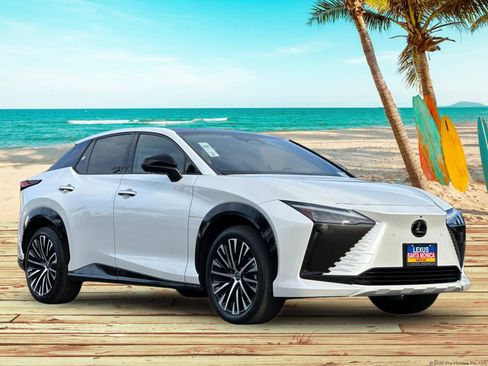 Used 2023 Lexus RZ 450e Premium image 7