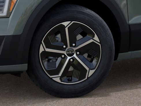 New 2025 Kia Niro EX image 11
