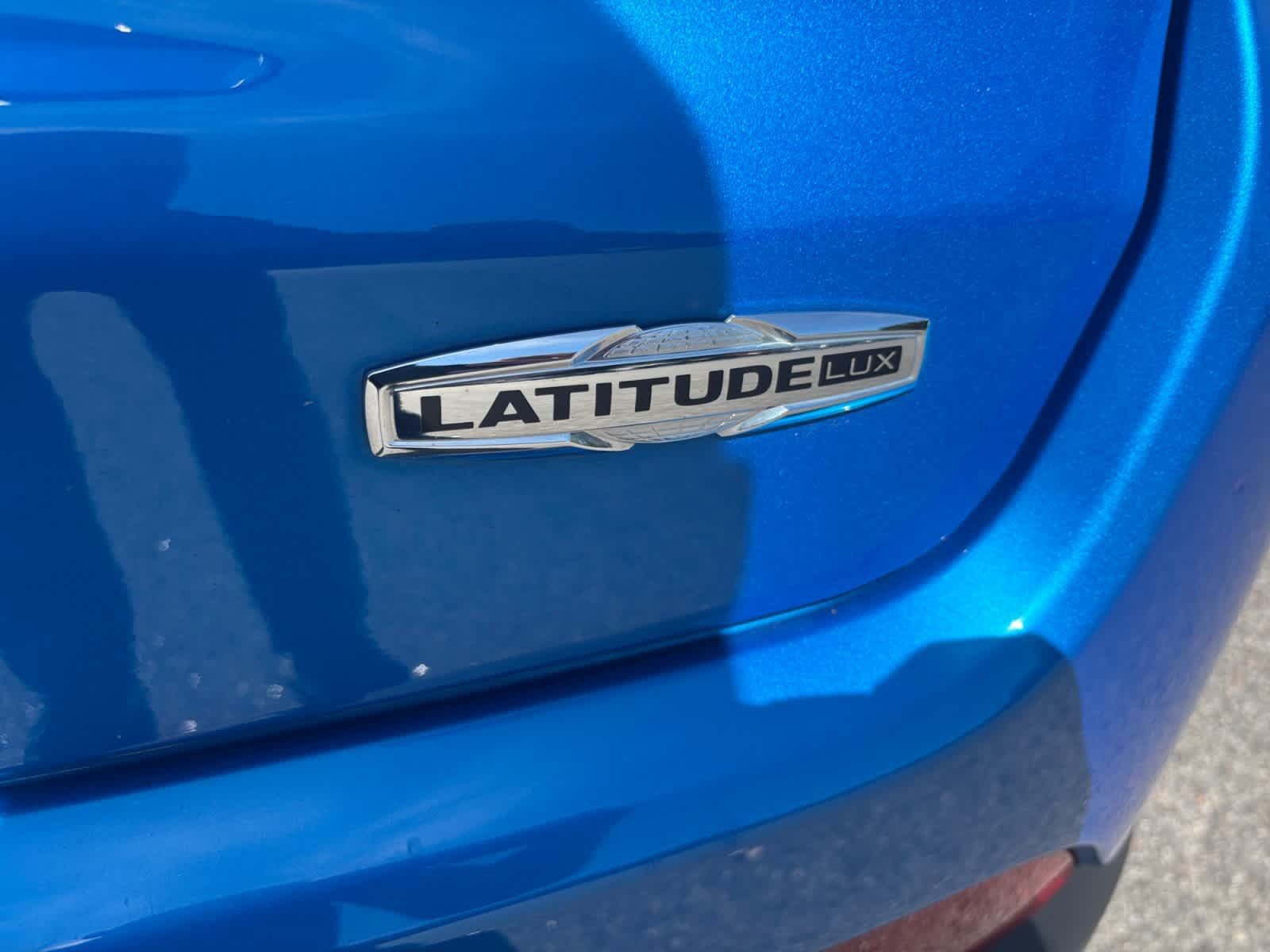Used 2023 Jeep Compass Latitude AWD/4WD image 18