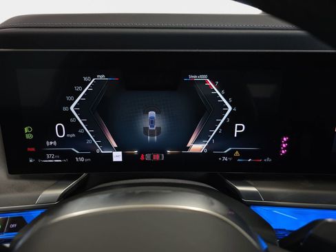 Used 2025 BMW 740i image 22