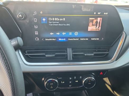 Used 2026 Chevrolet Trax LT FWD image 23