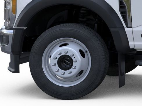 New 2025 Ford F550 XL image 19