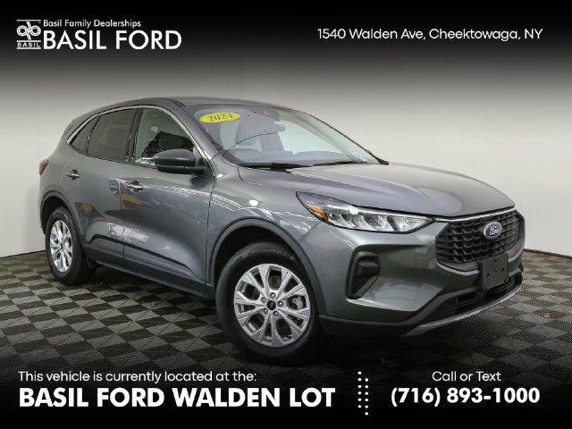 Used 2024 Ford Escape Active w/ Tech Pack #1 AWD/4WD image 1