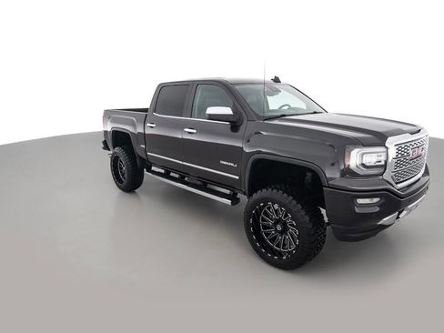 Used 2016 GMC Sierra 1500 Denali w/ Enhanced Driver Alert Package image 3