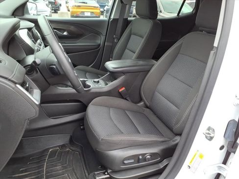 Certified 2022 GMC Terrain SLE w/ Driver Convenience Package image 4