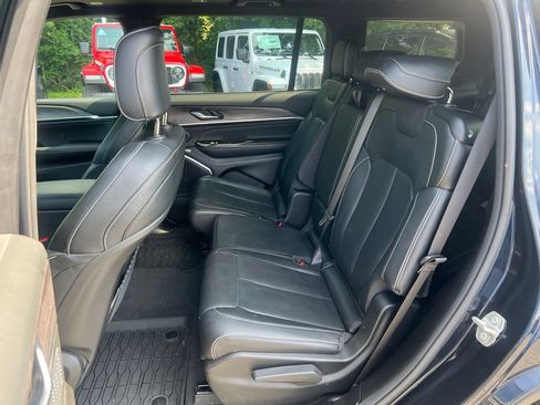 Used 2023 Jeep Grand Cherokee L Overland w/ MOPAR Finishing Package AWD/4WD image 20