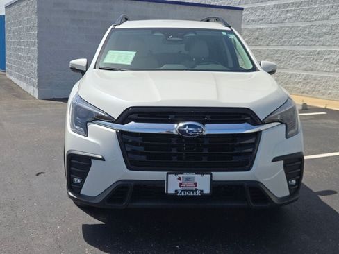 Certified 2023 Subaru Ascent Limited AWD/4WD image 4