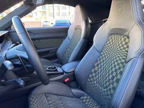 Used 2026 Porsche 911 Carrera 4 GTS image 5