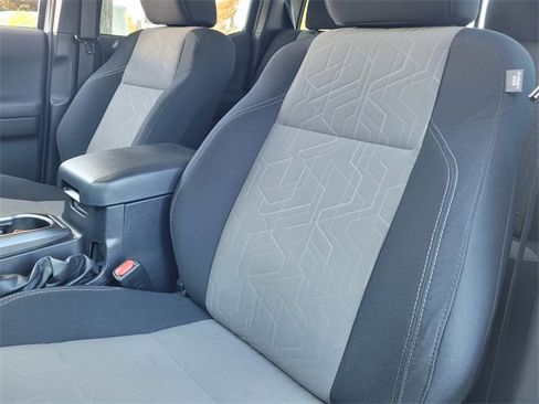 Certified 2022 Toyota Tacoma TRD Off-Road image 20