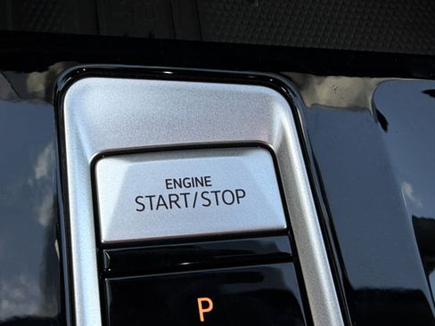 New 2026 Volkswagen Atlas Cross Sport SE image 23