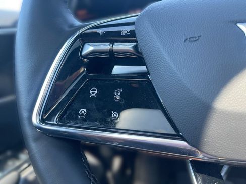 Certified 2025 Cadillac Lyriq Luxury w/ LPO, Floor Liner Package AWD/4WD image 11