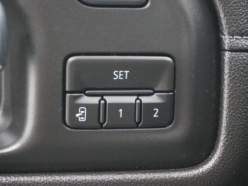 Used 2021 GMC Sierra 1500 SLT image 18