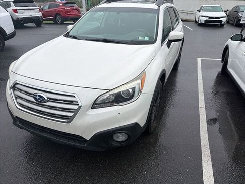 Used 2015 Subaru Outback 2.5i Premium AWD/4WD image 1