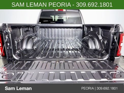 New 2026 RAM 1500 Express AWD/4WD image 23