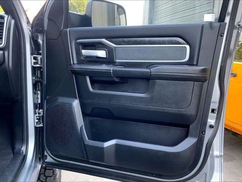 Used 2021 RAM 2500 Big Horn w/ Level B Equipment Group AWD/4WD image 24