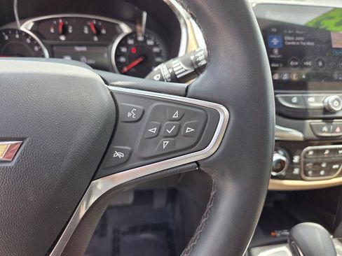 Used 2023 Chevrolet Equinox Premier FWD image 33
