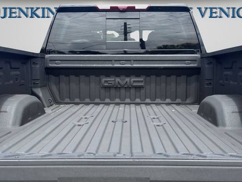 Used 2025 GMC Sierra 2500 Denali w/ Denali Reserve Package AWD/4WD image 13