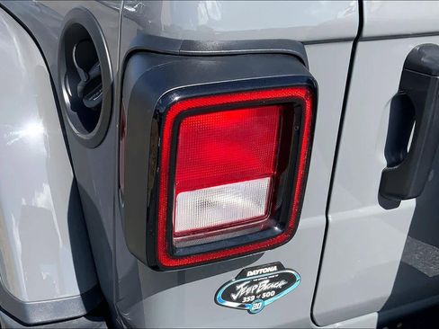 Used 2023 Jeep Wrangler Unlimited Sport w/ Xtreme 35 Tire Package image 28