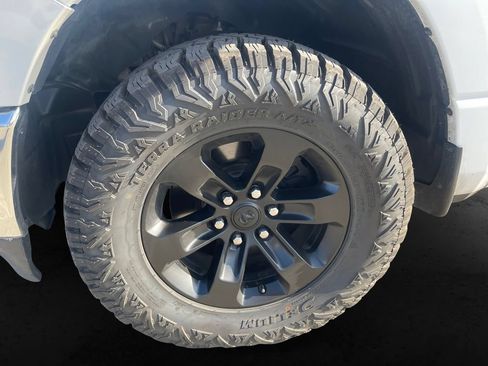Used 2023 RAM 1500 Laramie AWD/4WD image 8