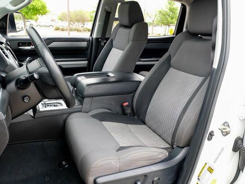 Used 2016 Toyota Tundra Platinum AWD/4WD image 32