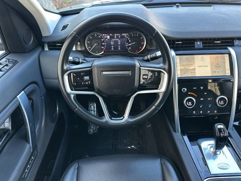 Used 2022 Land Rover Discovery Sport SE AWD/4WD image 16