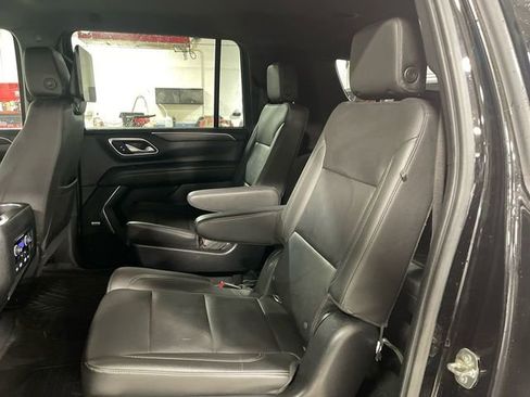Used 2021 Chevrolet Suburban Z71 w/ Rear Media and Nav Package AWD/4WD image 22
