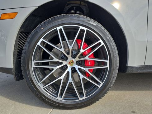 New 2026 Porsche Macan S image 29