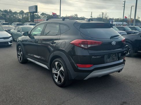 Used 2018 Hyundai Tucson Sport image 4