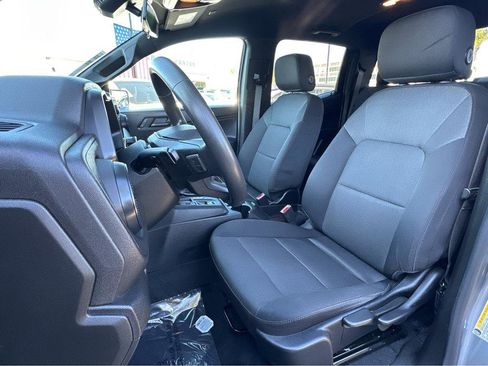 Used 2023 Chevrolet Colorado W/T image 8