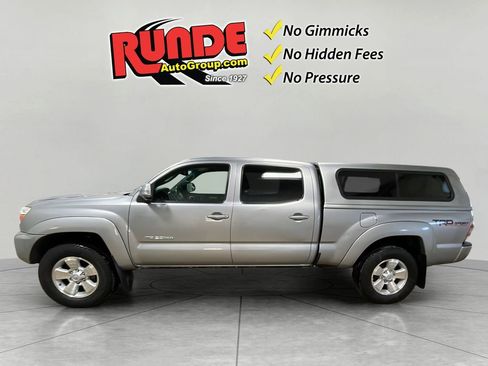 Used 2014 Toyota Tacoma 4x4 Double Cab image 2