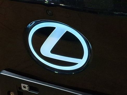 Used 2024 Lexus RZ 450e Premium w/ Technology Package AWD/4WD image 30