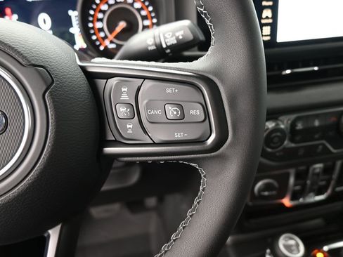 New 2026 Jeep Gladiator Sport image 2