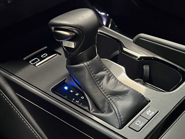 Certified 2025 Lexus ES 300h w/ Accessory Package (Z1) FWD image 21