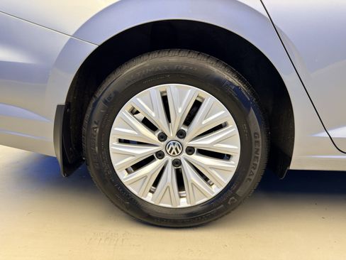 Used 2020 Volkswagen Jetta S FWD image 9