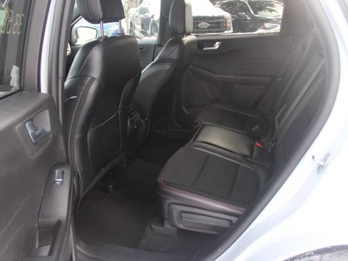 Certified 2025 Ford Escape ST-Line Select AWD/4WD image 14