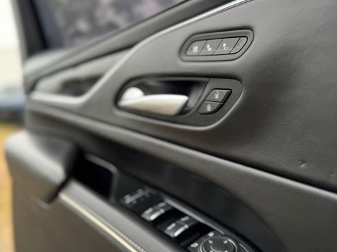 Used 2023 Cadillac Escalade V AWD/4WD image 51