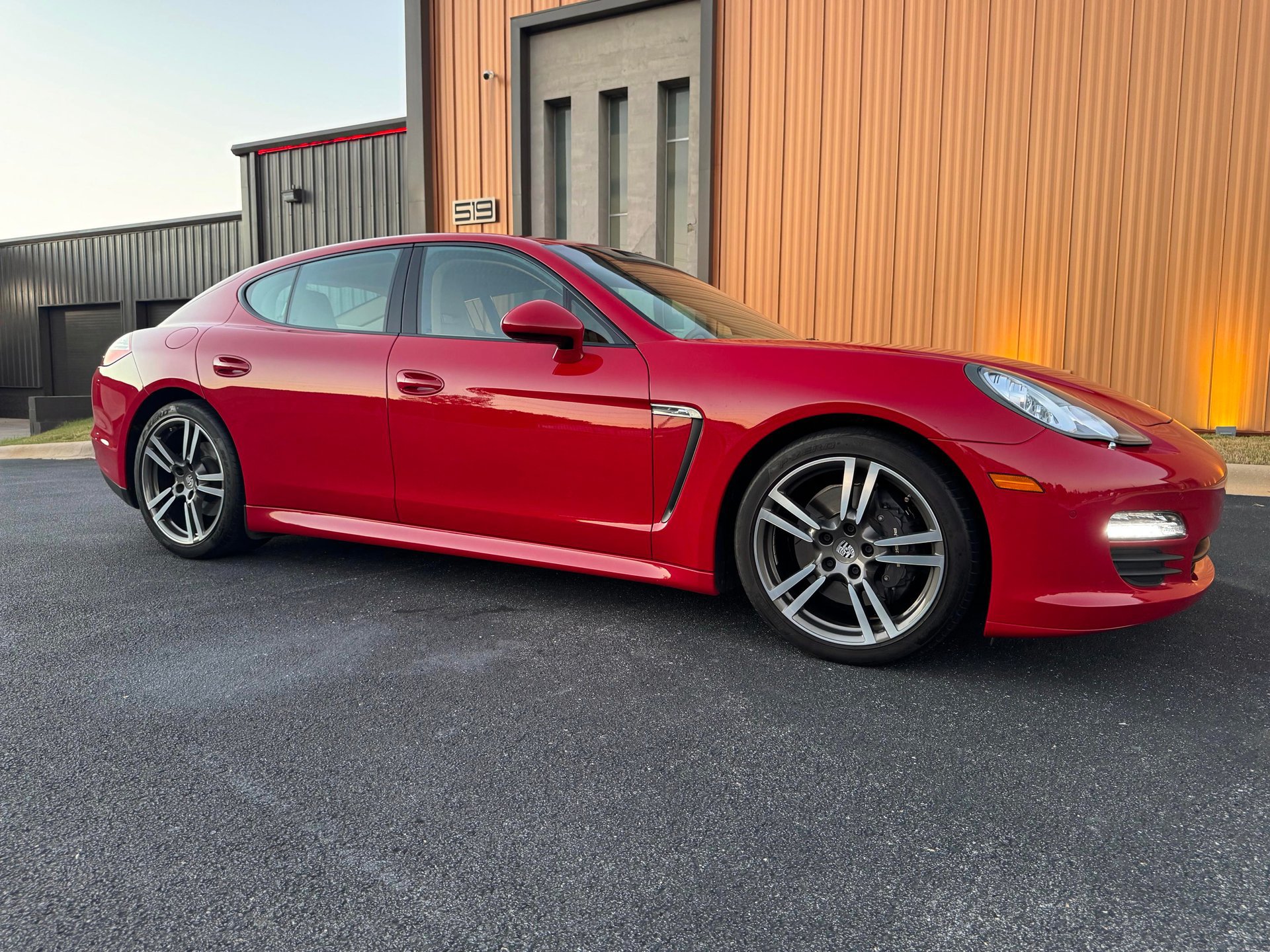 Used 2013 Porsche Panamera image 6