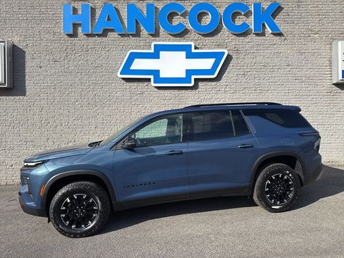 New 2026 Chevrolet Traverse Z71 w/ Driver Confidence Package image 1