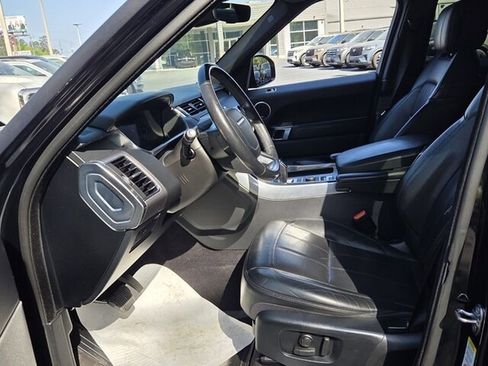 Used 2018 Land Rover Range Rover Sport HSE AWD/4WD image 6