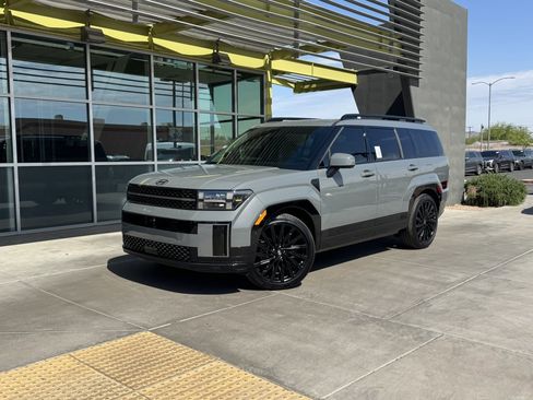 Used 2024 Hyundai Santa Fe Calligraphy image 1