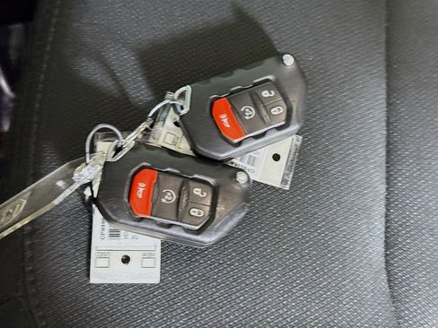Used 2021 Jeep Gladiator Sport AWD/4WD image 33