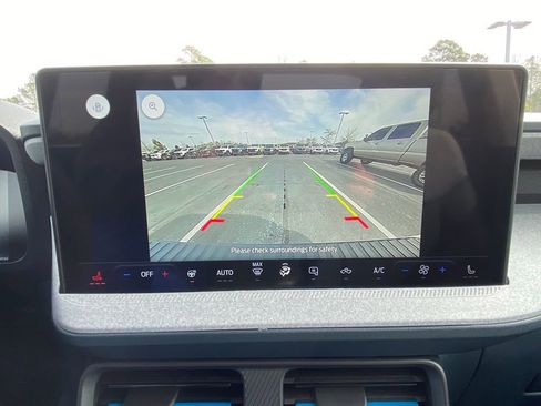 Certified 2025 Ford Maverick XLT w/ XLT Luxury Package image 16