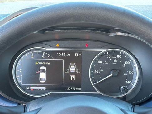 Certified 2025 Nissan Versa SV image 21