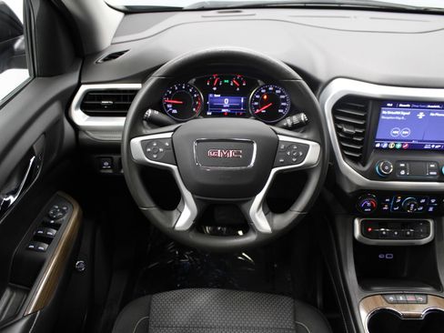 Used 2023 GMC Acadia SLE w/ Driver Convenience Package image 18